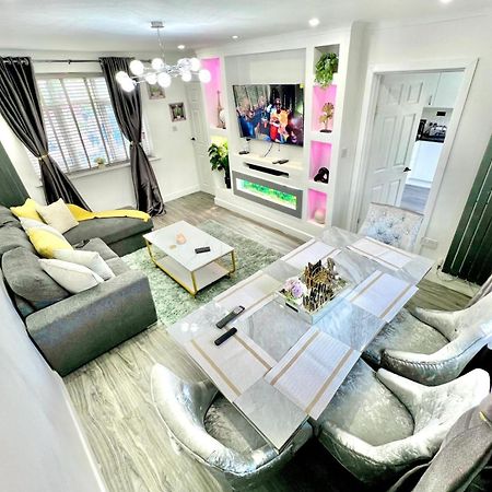 Home Away From Home Bury  Eksteriør billede